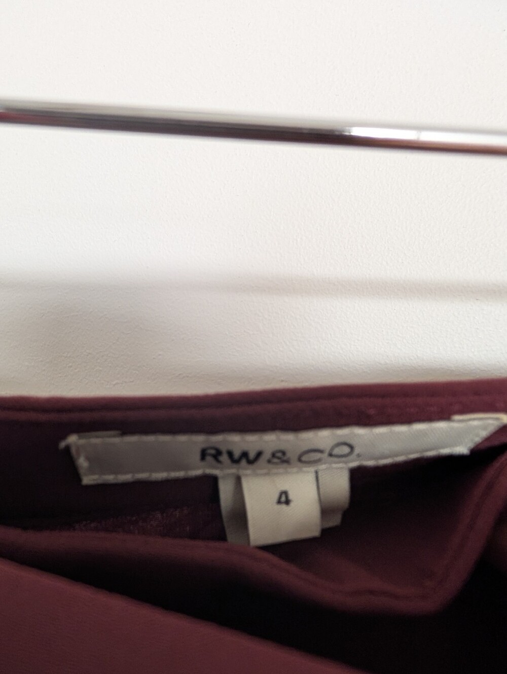 RW&CO BURGUNDY PLEATED MIDI SKIRT SIZE 4 - Picture 5 of 6